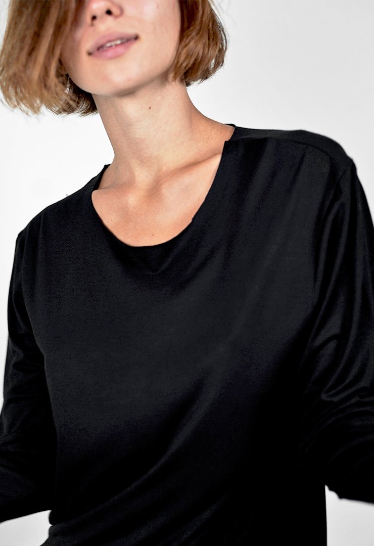 Demi Black Long Sleeves Blouse