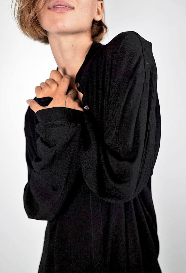 Iris Black Long Sleeves Top