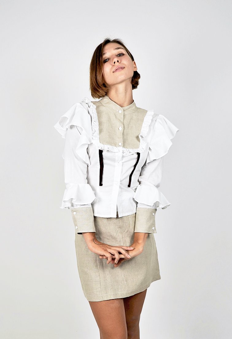 Niovi White Ruffle Long Sleeves Blouse