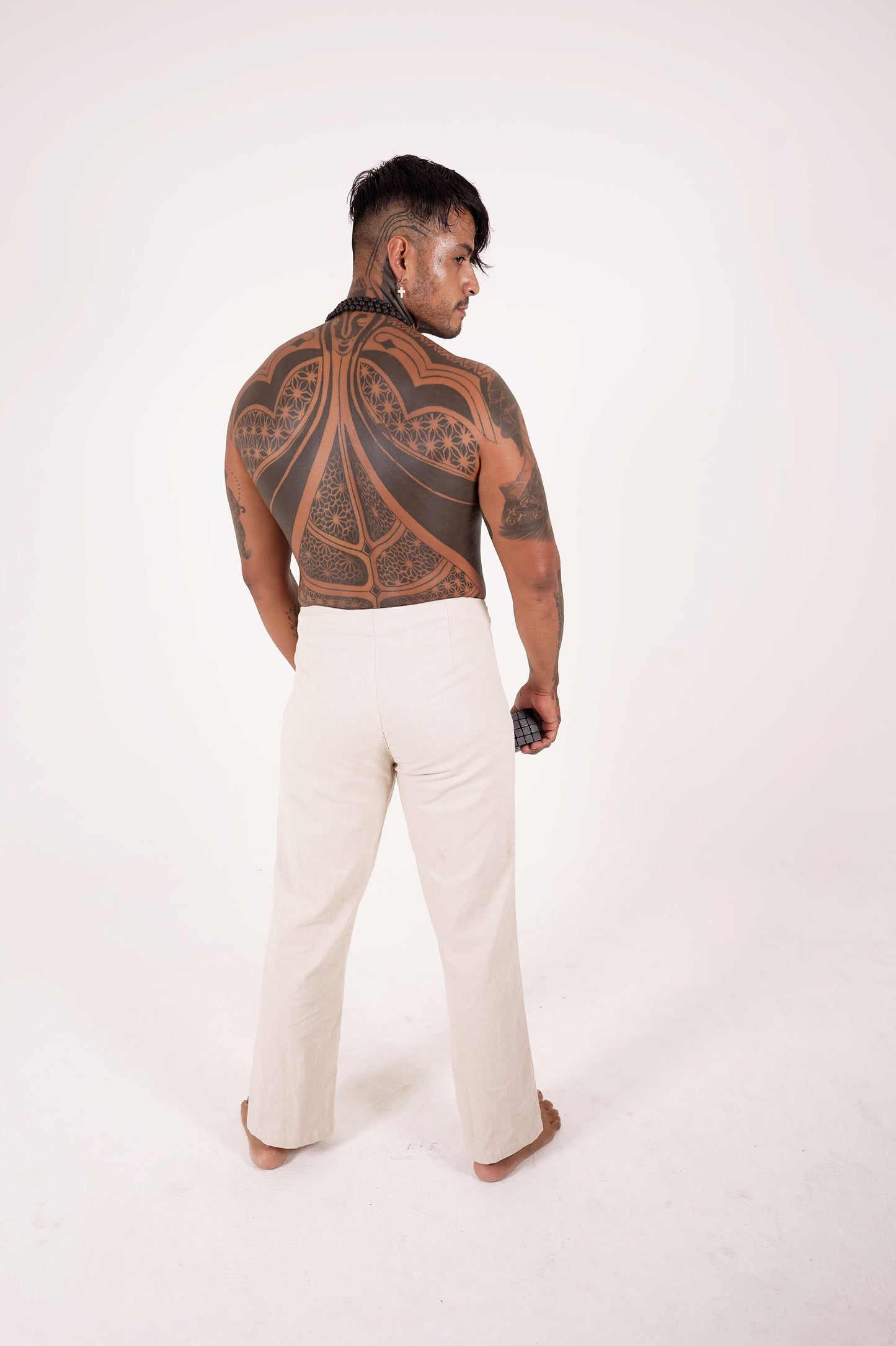 Solomon Classy White Buttoned Pants - DANIEL PHILIP